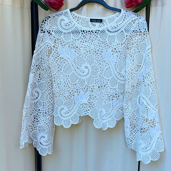 Nasty Gal Tops - EUC- NASTY GAL- BOHO FESTIVAL LACE TOP SMALL